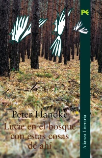 Lucie en el bosque con estas cosas de ahí